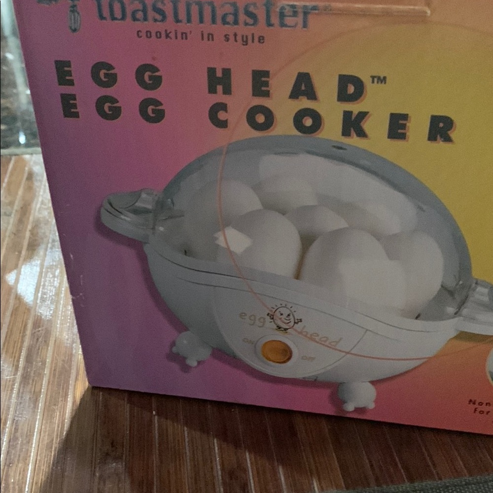 Toastmaster Egg Head Egg Cooker - White - Picture 2 of 3